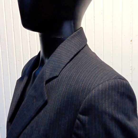 Oleg Cassini Other - Oleg Cassini Men's Vintage Pin Stripe (3) Button Luxury Blazer